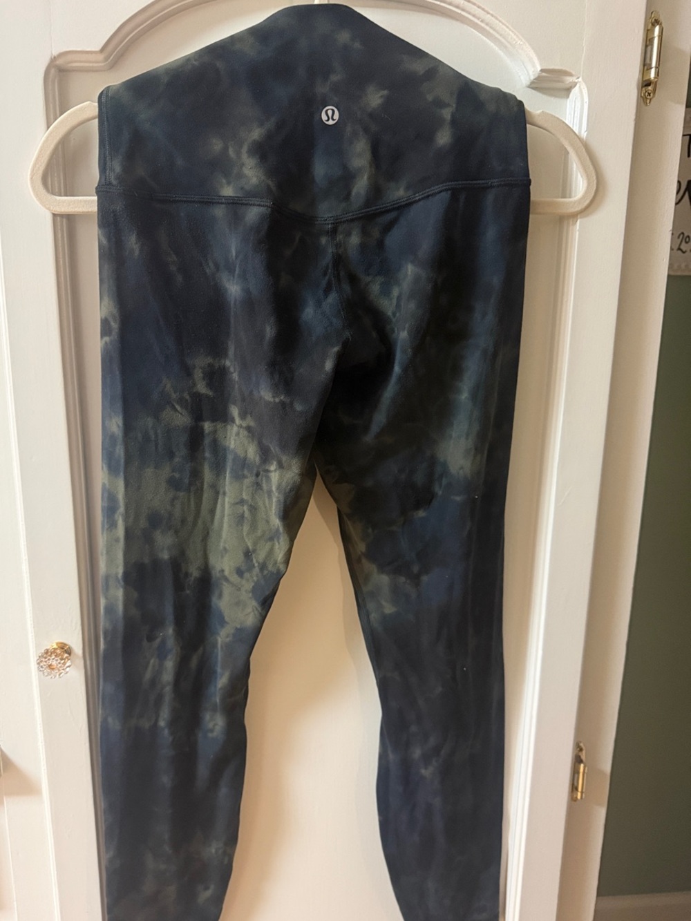 lululemon athletica Black and Faded Green Tie-Dye Leggings with Logo